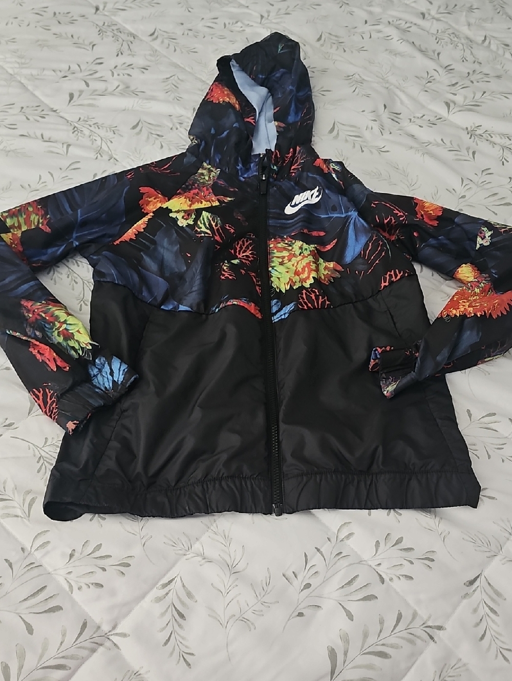 3/$30 Kids Nike Wind Breaker